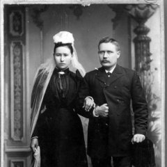 Nielsine Marie Knudsen og Hans Peder Nielsen  -.  -, -,  -, -   